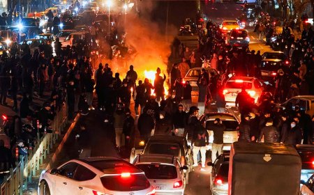 Fetterman 'open' to more US strikes on Iran as regime 'slaughtering thousands'