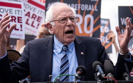 Sanders-backed bill jabs Trump's ‘narcissism’ with ban on self-named federal buildings