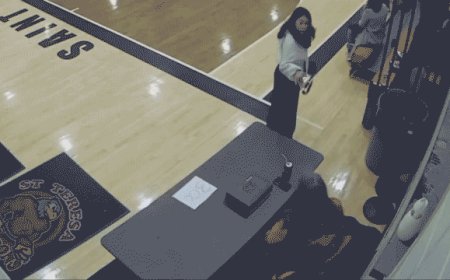 Parents erupt into massive brawl during Catholic youth basketball game in Staten Island