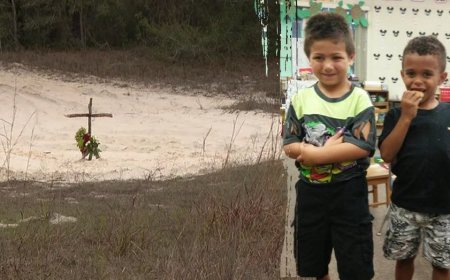 Florida teens buried alive in deadly sand tunnel collapse