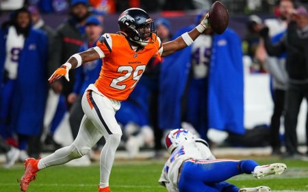 NFL rules analyst defends quick review of controversial Broncos interception: 'Want to move the game along'