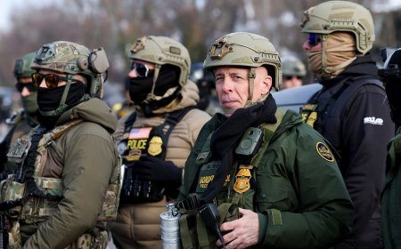 DHS brass blasts Chicago mayor for blaming ICE chief as crime rises after ‘safest summer’ claim