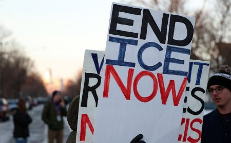 St Paul pastor denounces anti-ICE agitators who disrupted church service, says 'we're here to worship Jesus'