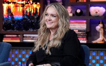 'It Ends With Us' author Colleen Hoover sets the record straight on cancer battle