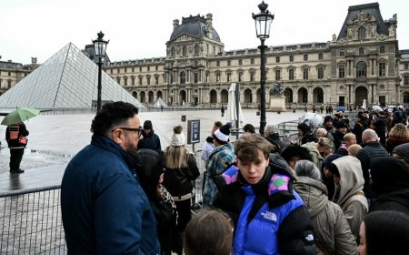 World's most famous museum slams doors to visitors as employee revolt continues