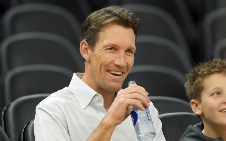 Warriors GM Mike Dunleavy Jr delivers subtle jab at player after reported trade demand