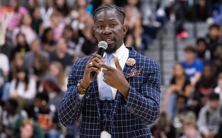 Former Iowa school superintendent arrested by ICE expected to plead guilty to federal charges