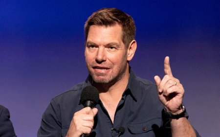 Swalwell vows to make ICE agents 'un-hirable' in California state government positions