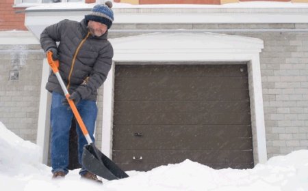 Shoveling snow could pose dangerous health risk for one group, experts warn