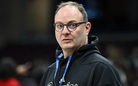 Ex-ESPN star urges social media followers to 'stand up to fascism'