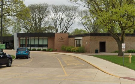 Chicago teacher placed on leave after Facebook post supporting ICE sparks outrage from activists