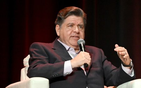 Pritzker claims country under Trump worse than COVID pandemic where people died 'in droves'