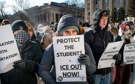 New watchdog database names hundreds of school districts limiting ICE cooperation as tool for parents