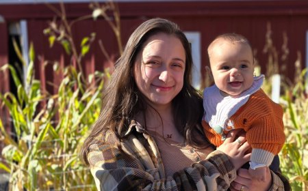 Illinois teen stabs pregnant woman 70 times, knifes dog, sets home ablaze during Facebook Marketplace meetup