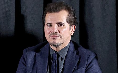 John Leguizamo under fire for demanding fans choose between him and ICE