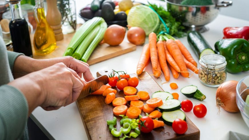 Doctor warns many Americans eat 'food-like substances,' not real food