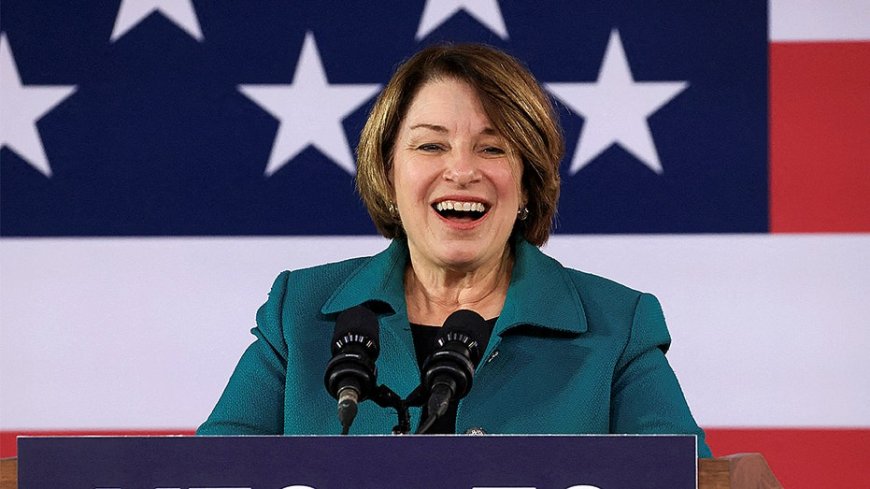 Klobuchar takes first steps towards Minnesota governor bid in race to replace embattled Walz