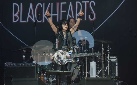 "We don't accept the brutality, the lies, the loss of our simplest pleasures": Joan Jett joins growing list of musicians to voice solidarity with anti-ICE protesters