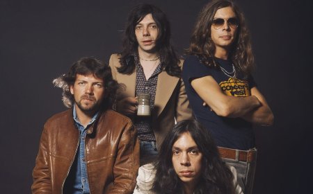 “Strange people just appeared. We had awful visions of ghosts in the room. There was rustling and scraping at the window. It was happening every full moon”: The creepy tale of Camel’s Moonmadness