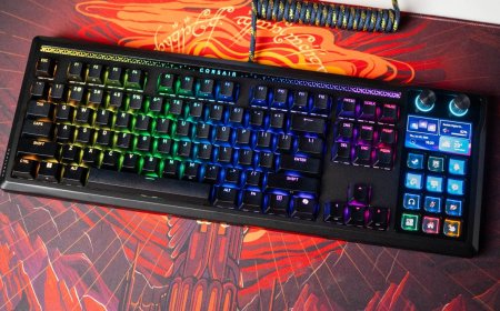 With the Galleon 100, Corsair integrated the Stream Deck into a mechanical gaming keyboard, and it's brilliant — this may just be the most customizable keyboard yet