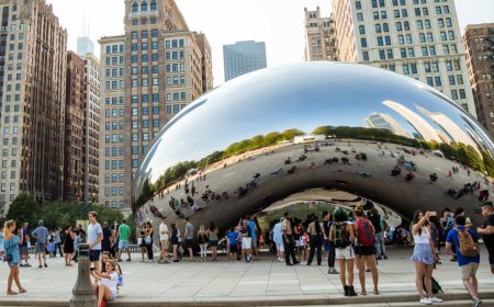 Chicago imposes the highest tourist tax in US history (and it won’t be the only one): how it will affect your next booking in 2026