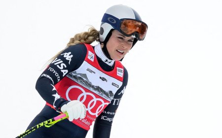 Lindsey Vonn to compete in Winter Olympics days after suffering 'completely ruptured' ACL in World Cup crash