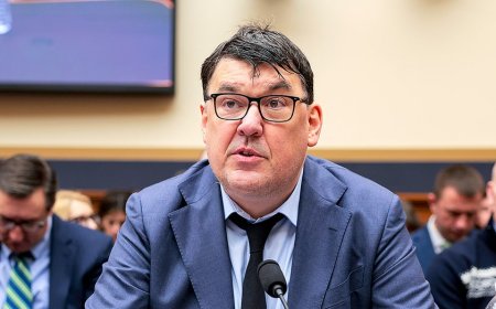 Irish comedian says UK PM Starmer hides from culture wars as 'ordinary people' fight daily battles