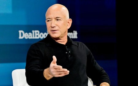 Washington Post's top editor backs Jeff Bezos as critics lash out over struggling paper's layoffs