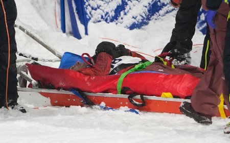 Canadian Olympic snowboarder drops out of big air event following hard crash