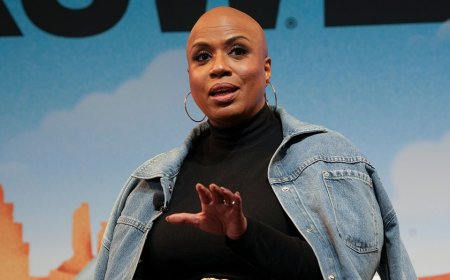 Pressley says 'nothing to see here' when asked about her dramatic multimillion-dollar wealth jump in office