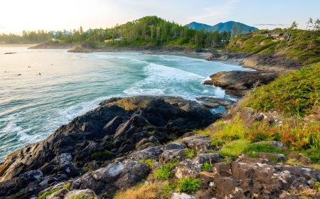 The Earth is tearing apart beneath the Pacific Northwest, and scientists have just caught it in the midst of a geological collapse