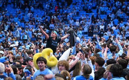 Chaos ensues at UNC-Duke game after fans storm court too early, evacuate for final 0.4 seconds