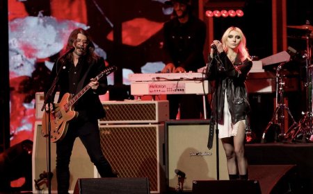 "Pat Smear left me a voicemail and said, 'I have the weirdest request and it involves Mariah Carey'." How Taylor Momsen and Foo Fighters thrilled Mariah Carey by performing two songs from her secret alt. rock album for the very first time