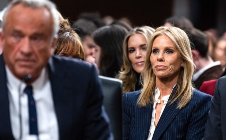 Cheryl Hines tells Rogan about most surprising thing she learned about politics as RFK Jr faced Dem backlash