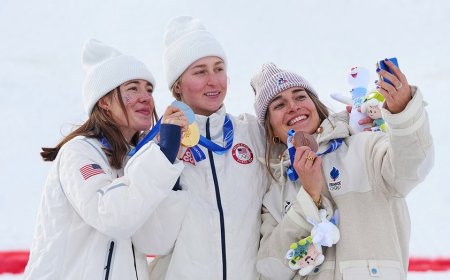American Olympians take top medals in women's moguls at Winter Games