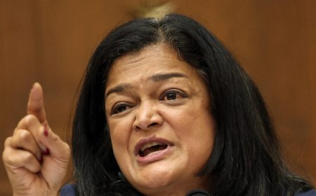 Democrat Rep. Jayapal Claims Attorney General Pam Bondi Monitored Her Epstein File Searches: 'Outrageous'