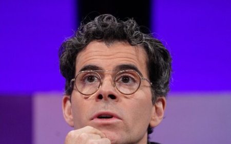 Instagram Chief Testifies that 'Problematic' Usage of Social Media Differs from 'Clinical Addiction'