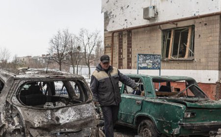 Ukraine Claims Russia is 'Hesitating' Over Next Round of Peace Talks