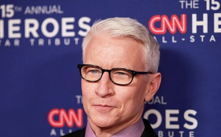 CNN's Cooper: 'Thousands' of Immigration Officers in Minnesota 'Probably Couldn't Make It on a Police Force' or Military