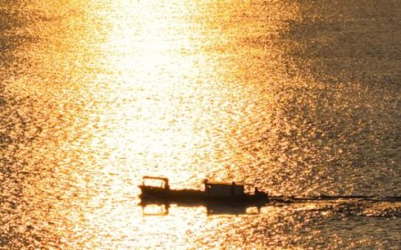 Japan Captures Chinese Boat Fishing in Its EEZ, Arrests Captain