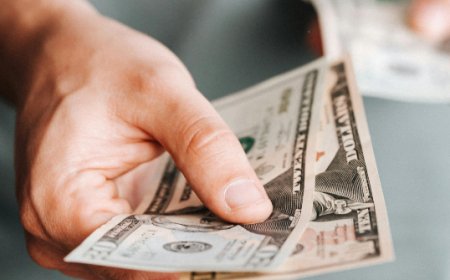 White House: Real Wages Grew by $1,400 Across Private Sector in Trump's First Year