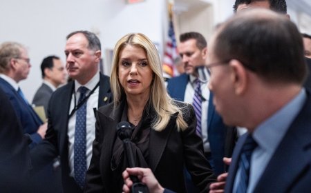 Reporter's Notebook: Bondi’s binder strategy turns House hearing into political firestorm