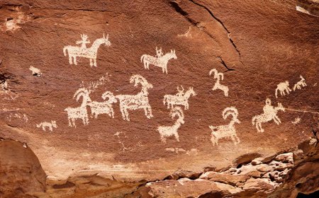 In 1940, a boy chased his dog through a hole in a tree and ended up finding a secret cave with more than 600 human paintings dating back 17,000 years that no one had ever seen before