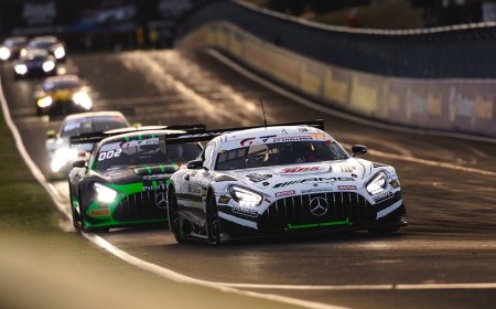 Horrifying crash brings out red flag during endurance race