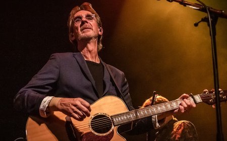 “We have an identity crisis. People say, ‘I knew every one of those songs, but I had no idea they were yours’”: Mike + The Mechanics’ history is a bit more rock’n’roll than Genesis’