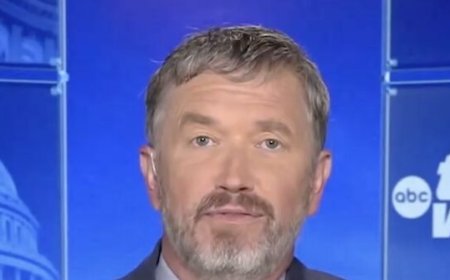 Massie: I Have No Confidence in AG Bondi