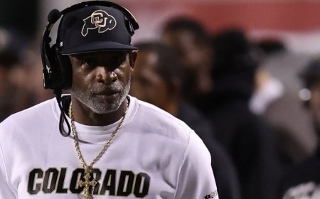 Super Bowl champ slams Deion Sanders for his coaching style at Colorado