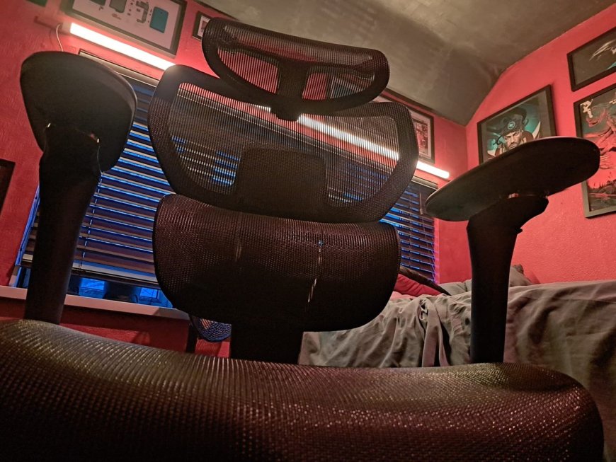 FlexiSpot's C7 Morpher chair lives up to its premium price with supreme comfort and dynamic adjustment options