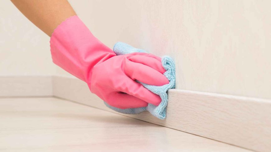 The cleaning trick experts don’t want you to miss: how to prevent dust from accumulating on baseboards for weeks