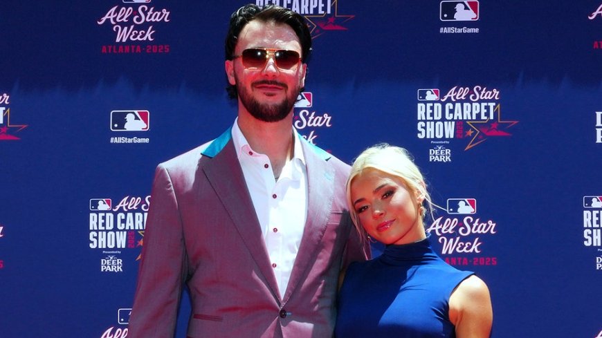 Livvy Dunne faces boyfriend Paul Skenes in 'ultimate test of trust' during bullpen session